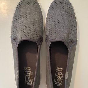 Keds Dreamfoam grey suede slip ons